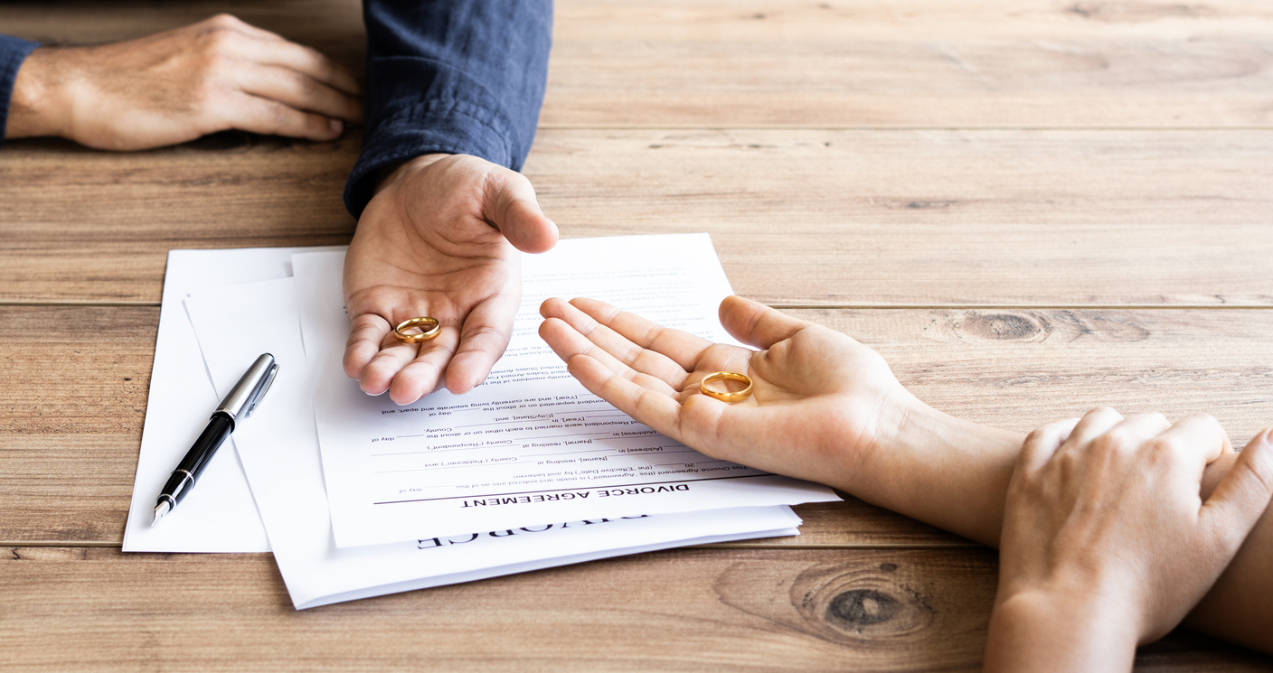 Common Challenges in Serving Divorce Papers in Iowa