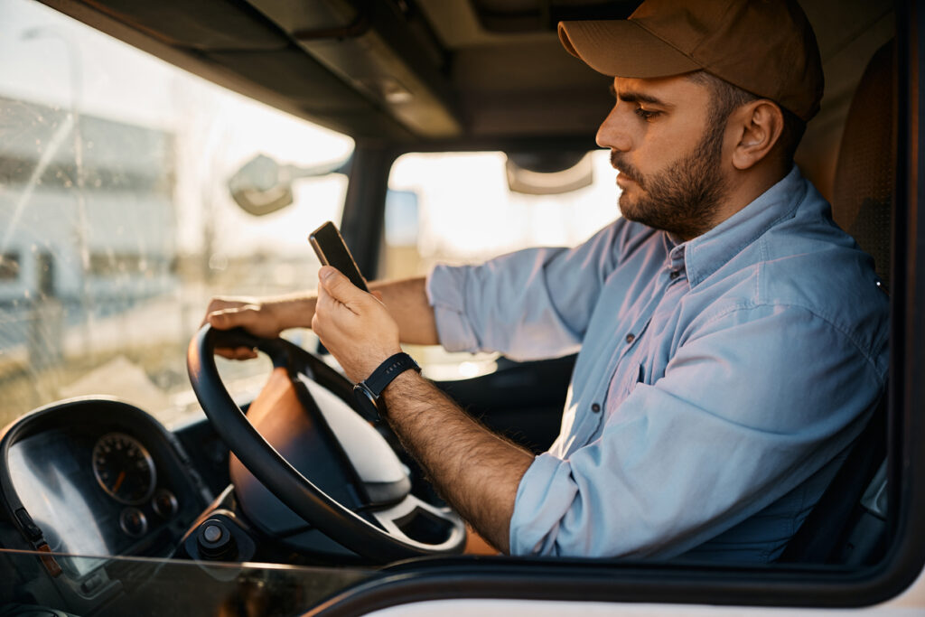 Penalties for Violating the Utah Truck Driver Cell Phone Law